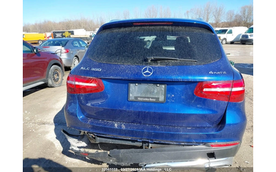 mercedes-benz-glc-300 - 4