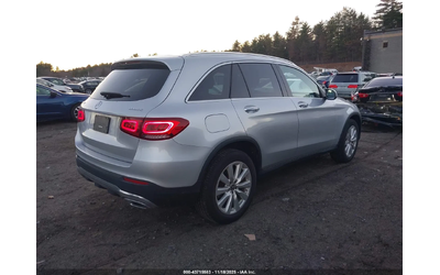 mercedes-benz-glc-300 - 3