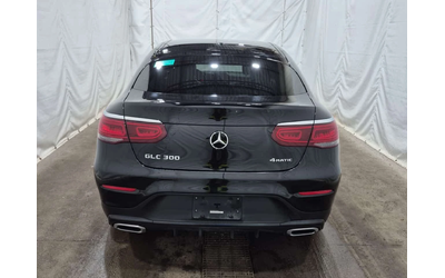 mercedes-benz-glc-300 - 5