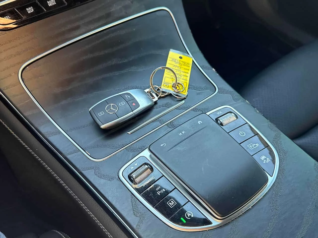 Mercedes-Benz GLC 300 /ПАНОРАМА/ДИСТРОНИК/360 - автомобили, коли, обяви за нови и употребявани 11