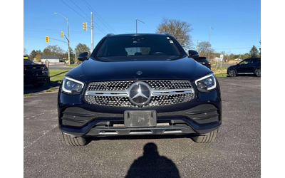 mercedes-benz-glc-300 - 1