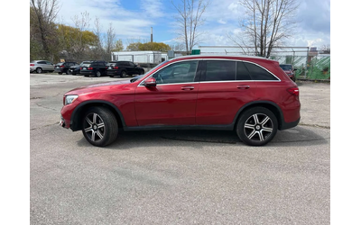 mercedes-benz-glc-300 - 1