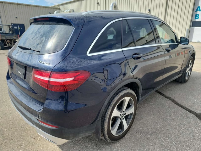 Mercedes-Benz GLC 300 4MATIC* PANORAMA* ПОДГРЕВИ* KEYLESS* - автомобили, коли, обяви за нови и употребявани 2