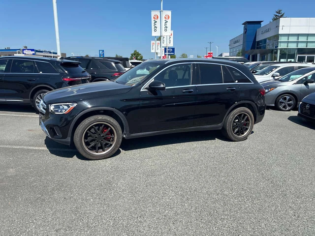 Mercedes-Benz GLC 300 * ГЛАВНО ПРЕДСТАВИТЕЛСТВО* 360 КАМЕРА* - автомобили, коли, обяви за нови и употребявани 1
