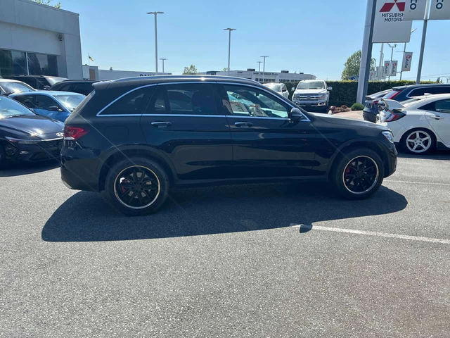 Mercedes-Benz GLC 300 * ГЛАВНО ПРЕДСТАВИТЕЛСТВО* 360 КАМЕРА* - автомобили, коли, обяви за нови и употребявани 2