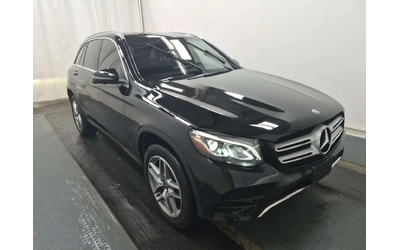 mercedes-benz-glc-300 - 1