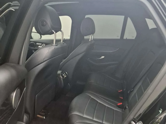 Mercedes-Benz GLC 300 AMG Line * Без инциденти * CARFAX * - автомобили, коли, обяви за нови и употребявани 9