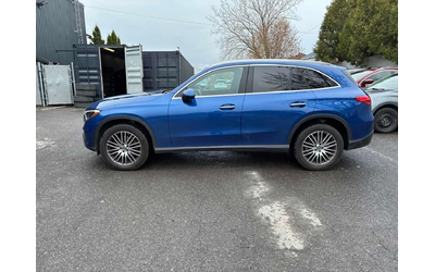 mercedes-benz-glc-300 - 1