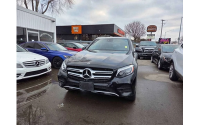mercedes-benz-glc-300 - 1