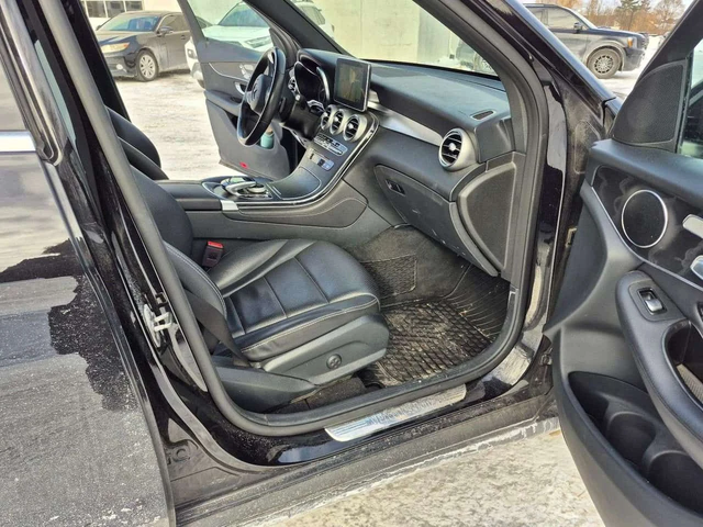 Mercedes-Benz GLC 300 ПОДГРЕВИ * ПАНО * KEYLESS * CARFAX - автомобили, коли, обяви за нови и употребявани 7