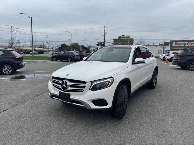 Mercedes-Benz GLC 300 ПОДГРЕВИ * ПАНО * KEYLESS * CARFAX - автомобили, коли, обяви за нови и употребявани 0