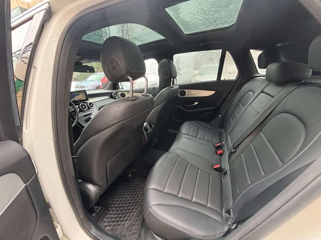 Mercedes-Benz GLC 300 4MATIC * ПОДГРЕВИ * ПАНО * KEYLESS * CARFAX - автомобили, коли, обяви за нови и употребявани 10