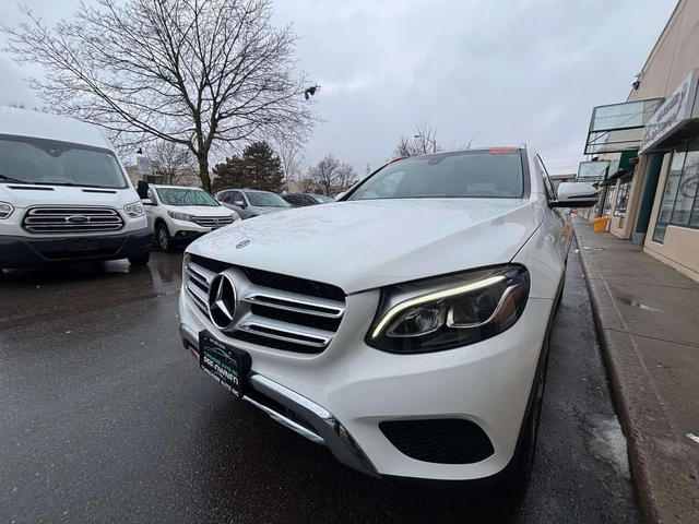 Mercedes-Benz GLC 300 4MATIC * ПОДГРЕВИ * ПАНО * KEYLESS * CARFAX - автомобили, коли, обяви за нови и употребявани 5