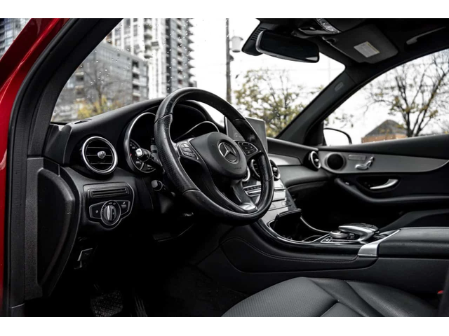 Mercedes-Benz GLC 300 ПОДГРЕВИ * ПАНО * KEYLESS - автомобили, коли, обяви за нови и употребявани 6