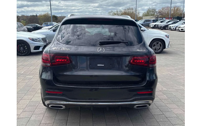 mercedes-benz-glc-300 - 3