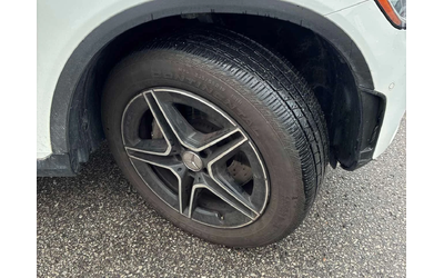 mercedes-benz-glc-300 - 5