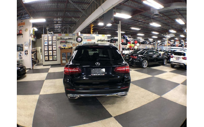 mercedes-benz-glc-300 - 5