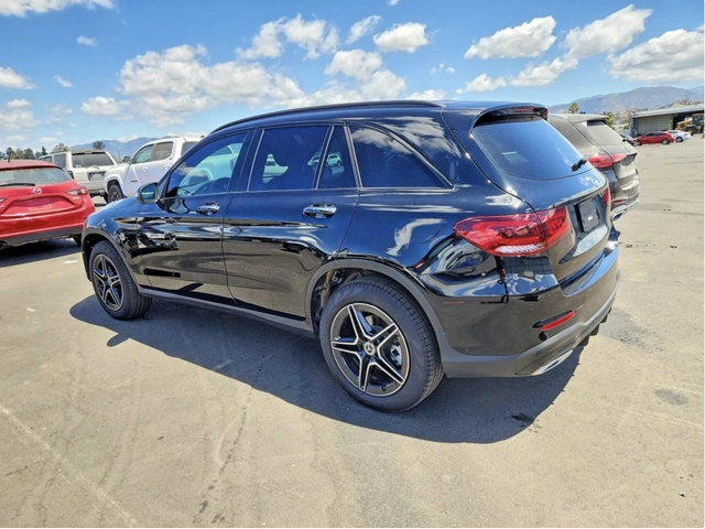 Mercedes-Benz GLC 300 АВТОКРЕДИТ* BURMASTER* ПОДГРЕВ* ПАНОРАМА* - автомобили, коли, обяви за нови и употребявани 1