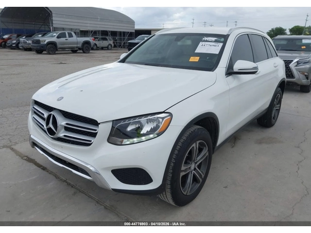 Mercedes-Benz GLC 300 АВТОКРЕДИТ - автомобили, коли, обяви за нови и употребявани 1
