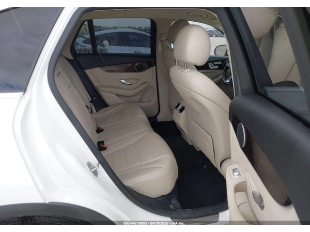 Mercedes-Benz GLC 300 АВТОКРЕДИТ - автомобили, коли, обяви за нови и употребявани 7