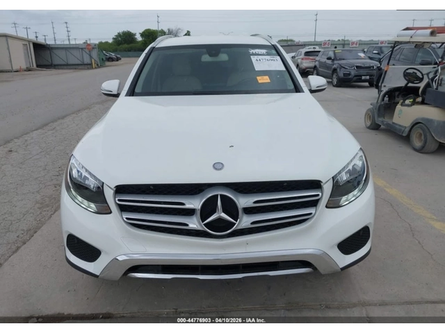 Mercedes-Benz GLC 300 АВТОКРЕДИТ - автомобили, коли, обяви за нови и употребявани 9