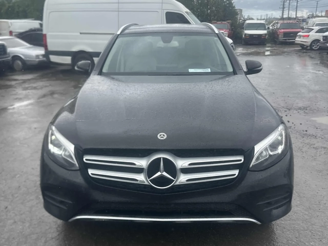 Mercedes-Benz GLC 300 ПАНОРАМА * ПОДГРЕВИ * CARFAX * АВТО КРЕДИТ * - автомобили, коли, обяви за нови и употребявани 1