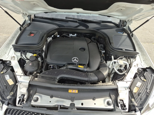 Mercedes-Benz GLC 300 2 КЛЮЧА * ПАНОРАМА * ПОДГРЕВИ * CARFAX - автомобили, коли, обяви за нови и употребявани 6