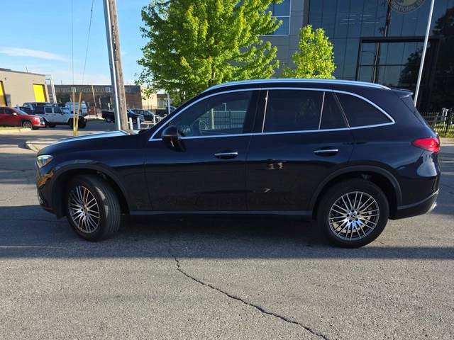 Mercedes-Benz GLC 300 2 КЛЮЧА * ПАНОРАМА * ПОДГРЕВИ * CARFAX - автомобили, коли, обяви за нови и употребявани 2
