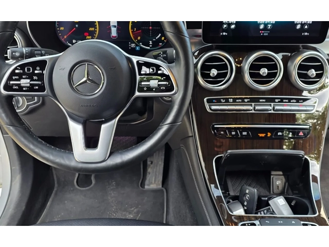 Mercedes-Benz GLC 300 - автомобили, коли, обяви за нови и употребявани 10