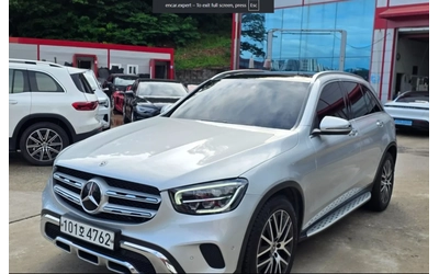 mercedes-benz-glc-300 - 1