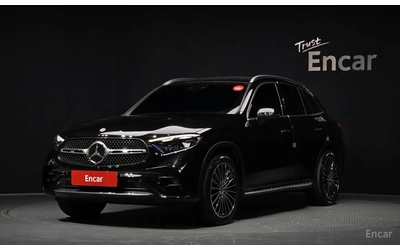mercedes-benz-glc-300 - 0