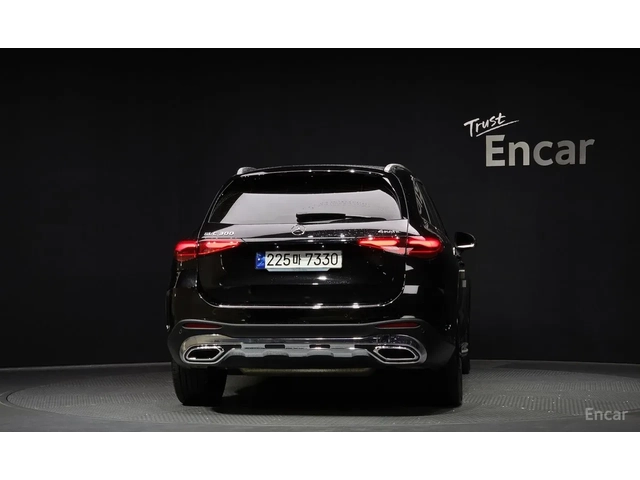 Mercedes-Benz GLC 300 AMG PKG / 360 / ОБДУХ / BURMESTER / HUD / PANO - автомобили, коли, обяви за нови и употребявани 3