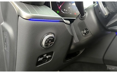 Mercedes-Benz GLC 300 AMG PKG / 360 / ОБДУХ / BURMESTER / HUD / PANO - автомобили, коли, обяви за нови и употребявани 9