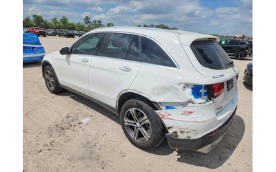 mercedes-benz-glc-300 - 1