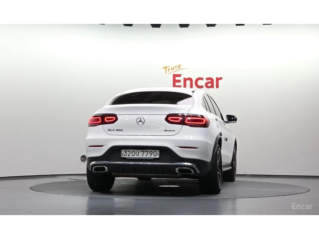 Mercedes-Benz GLC 300 AMG* LINE* COUPE* ХЕДЪП* КАМЕРА* - автомобили, коли, обяви за нови и употребявани 3