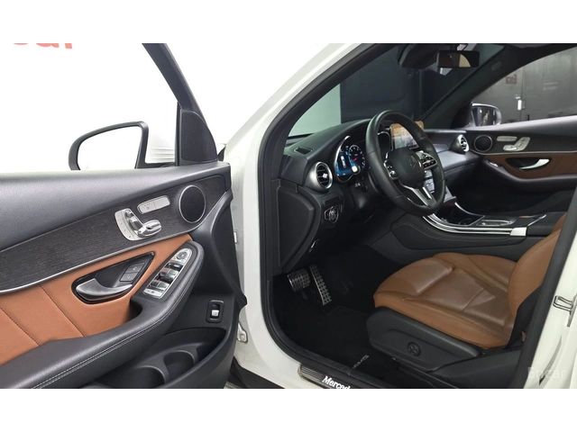 Mercedes-Benz GLC 300 AMG* LINE* COUPE* ХЕДЪП* КАМЕРА* - автомобили, коли, обяви за нови и употребявани 4