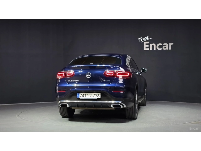 Mercedes-Benz GLC 300 300е* HEADUP* DIGITAL* AMG* КАМЕРА* СЛЕД НА ЛЕНТИ* - автомобили, коли, обяви за нови и употребявани 3