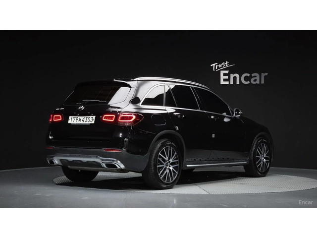 Mercedes-Benz GLC 300 AMG* ПАМЕТ* ПОДГРЕВ* КАМЕРА* ПАНО* ДВА КЛЮЧА - автомобили, коли, обяви за нови и употребявани 1