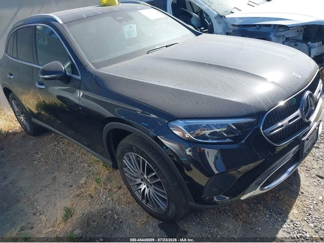Mercedes-Benz GLC 300 4MATIC* ПОДГРЕВ* ОБДУХВАНЕ* 360* КАМЕРА* HUD* - автомобили, коли, обяви за нови и употребявани 0