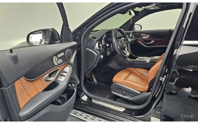 mercedes-benz-glc-300 - 4