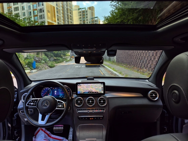 Mercedes-Benz GLC 300 4MATIC Coupé - автомобили, коли, обяви за нови и употребявани 7