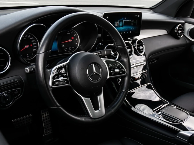 Mercedes-Benz GLC 300 AMG Night Package - автомобили, коли, обяви за нови и употребявани 6