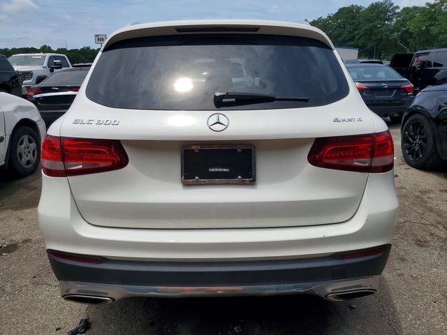Mercedes-Benz GLC 300 4MATIC - автомобили, коли, обяви за нови и употребявани 5