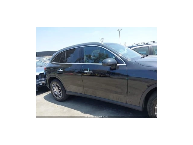 Mercedes-Benz GLC 300 4MATIC - автомобили, коли, обяви за нови и употребявани 11