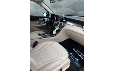 Mercedes-Benz GLC 300 4matic - автомобили, коли, обяви за нови и употребявани 9