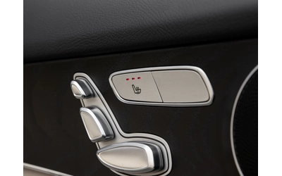 Mercedes-Benz GLC 300 4MATIC AMG Line - автомобили, коли, обяви за нови и употребявани 11
