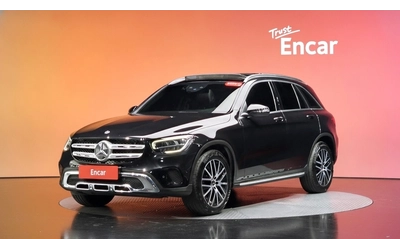 mercedes-benz-glc-300 - 0
