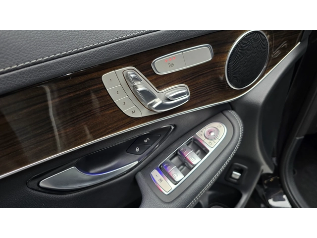 Mercedes-Benz GLC 300 4MATIC - автомобили, коли, обяви за нови и употребявани 16