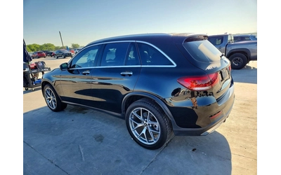 mercedes-benz-glc-300 - 1
