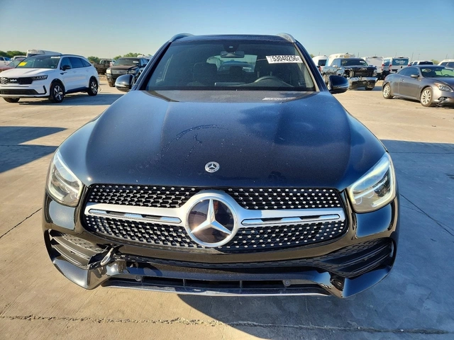 Mercedes-Benz GLC 300 4MATIC - автомобили, коли, обяви за нови и употребявани 4